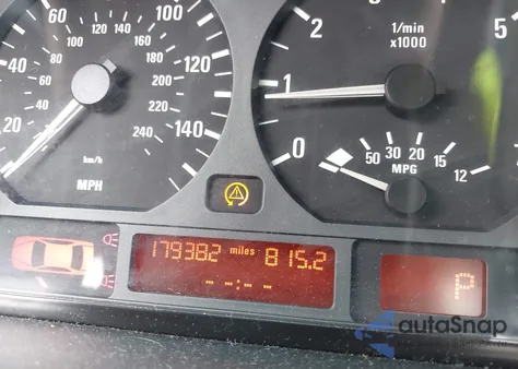 2001 BMW 325I из США, поврежденный, VIN WBAAV334X1FU91811